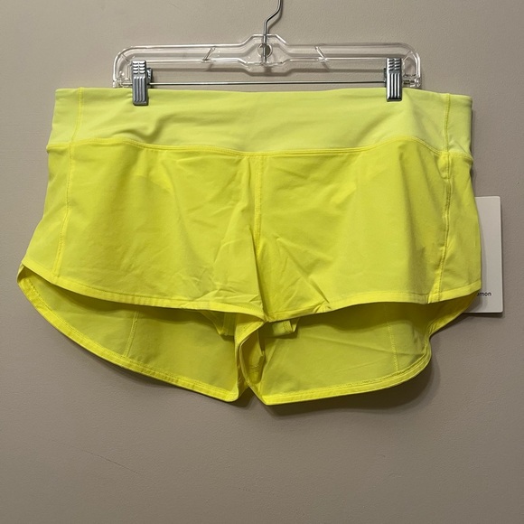 Lululemon NWT Size 14 Speed Up Low Rise Shorts 2.5” Inseam with Mesh Liner, HIYE - Picture 1 of 6